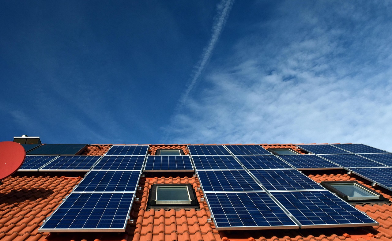Building Integrated Solar Solutions for Sustainable Architecture