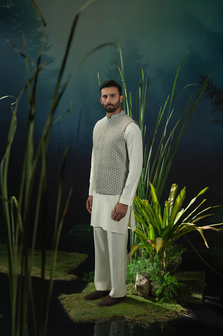 Embroidered Waistcoat vs. Prince Coat: Which Look Suits You Best?